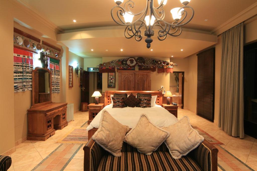 Ammazulu African Palace Kloof Ruang foto