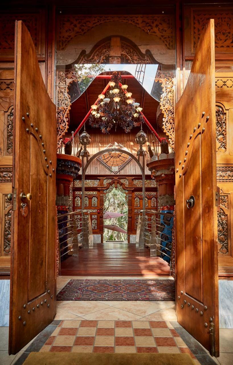 Ammazulu African Palace Kloof Bagian luar foto